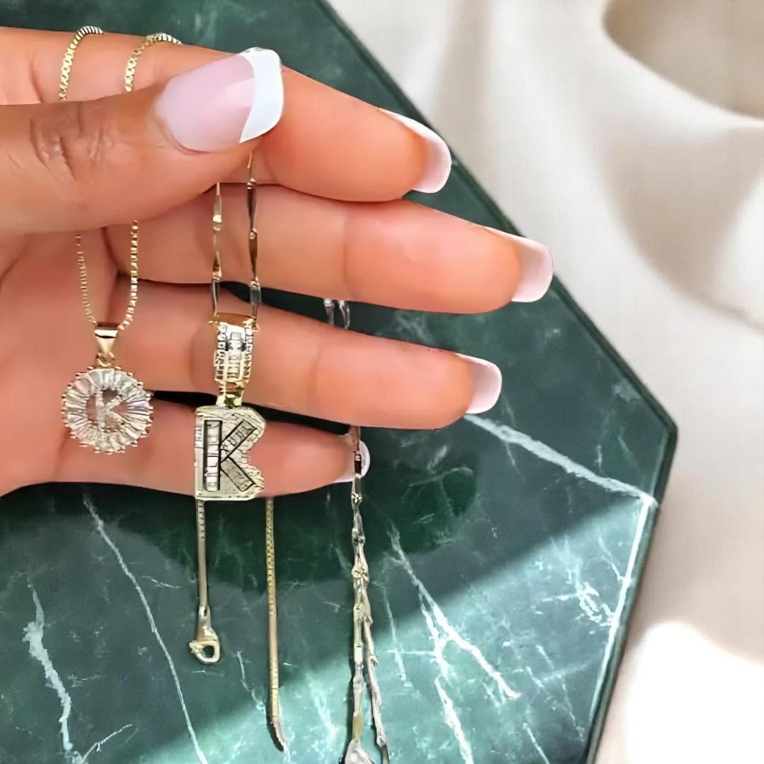 LUNAH A–Z INITIAL NECKLACE SET