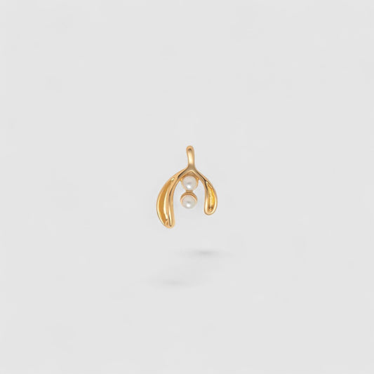 MISTLETOE PEARL CHARM